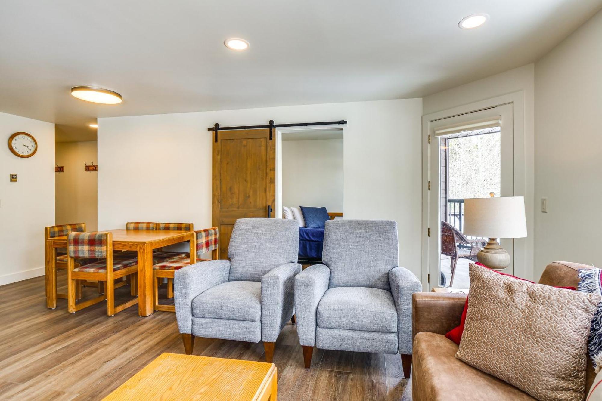 Bright Breck Condo - Walk To Shuttle And Main Street Breckenridge Exterior photo